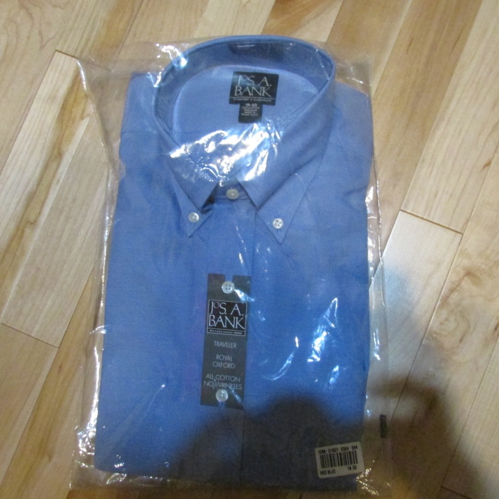 Jos. A. Bank Traveler